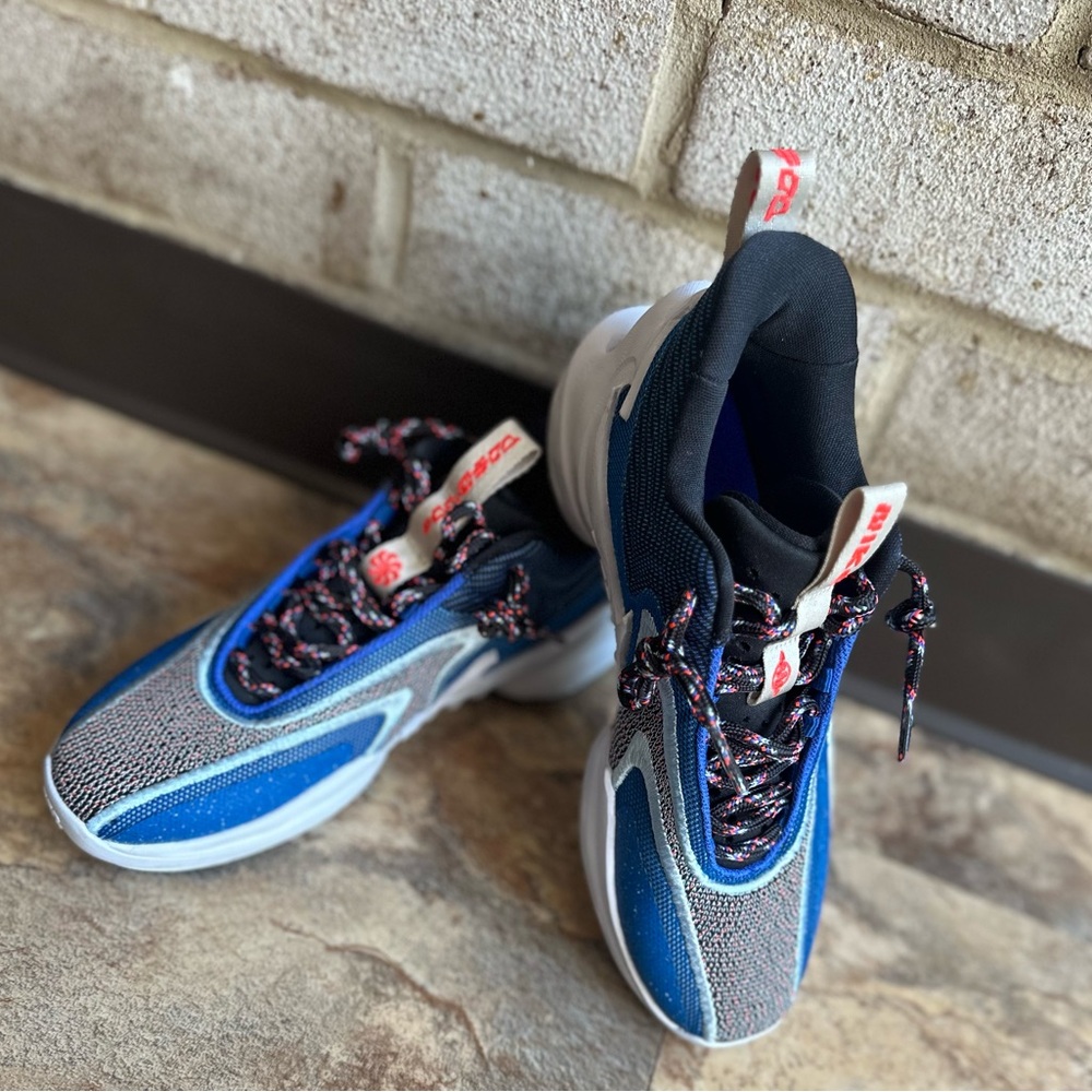 Nike Cosmic Unity 2